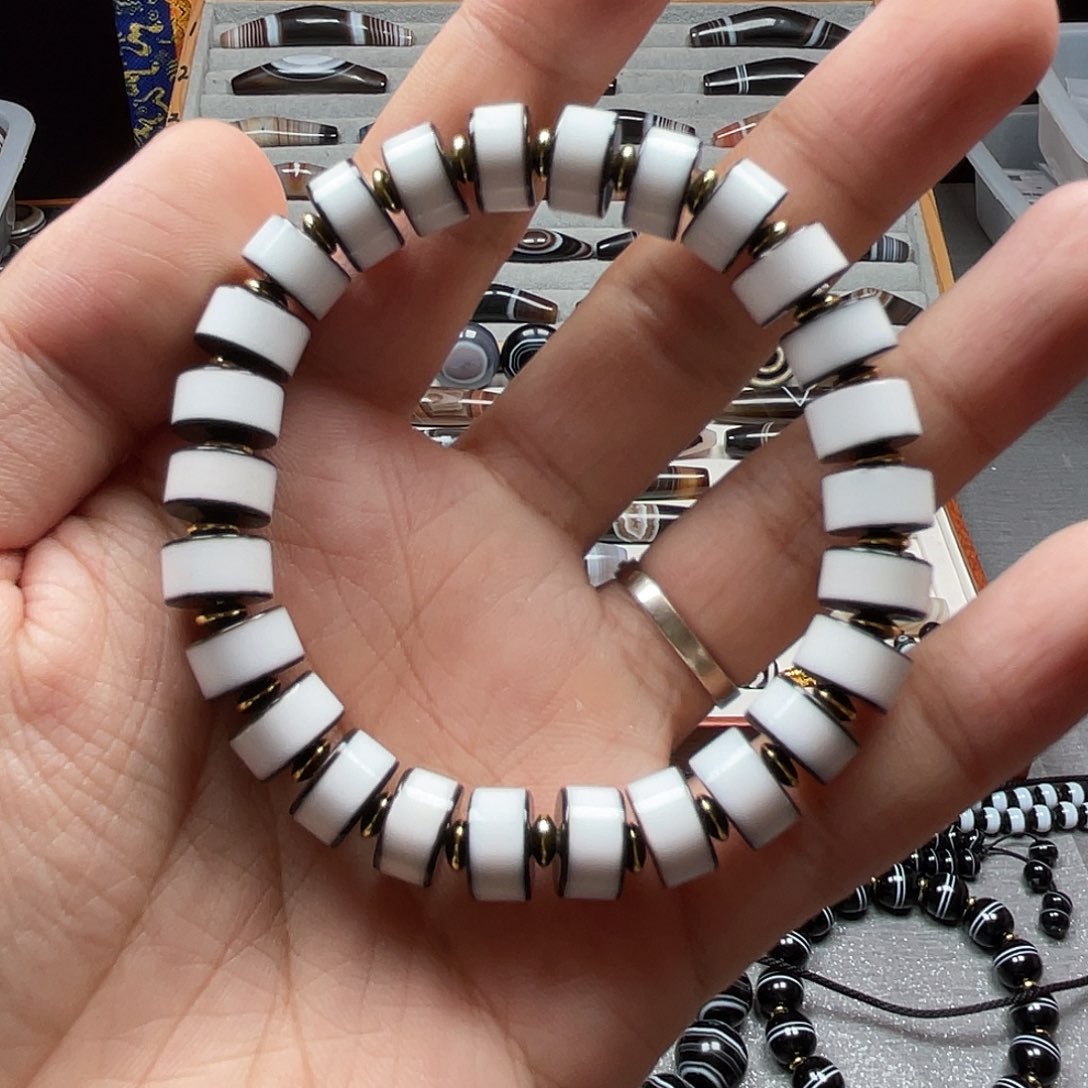 玛瑙/玉髓手串未镶嵌