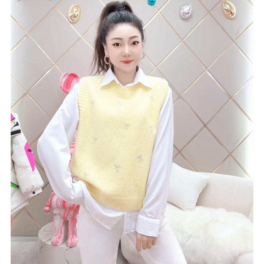 【椰椰奶泡】2025春新款蝴蝶结烫钻毛衣背心白衬衫气质韩系两件套