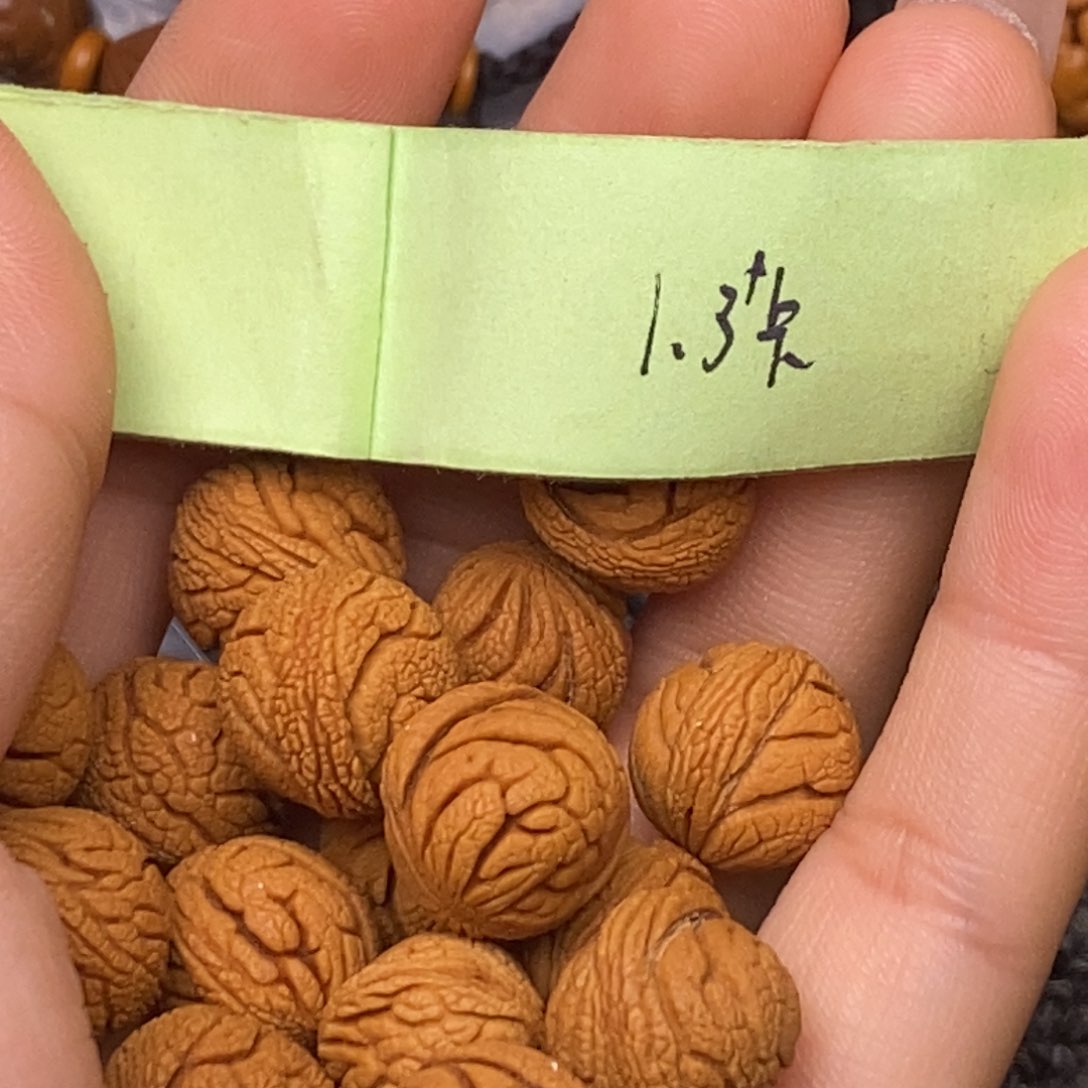 秦岭山脉龙纹桃核 18