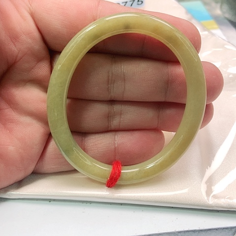 翡翠手镯（贵妃镯）未镶嵌0775号