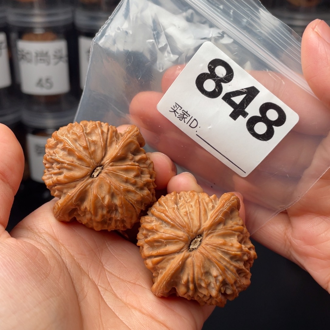 享***哥文玩核桃把件43金麒麟