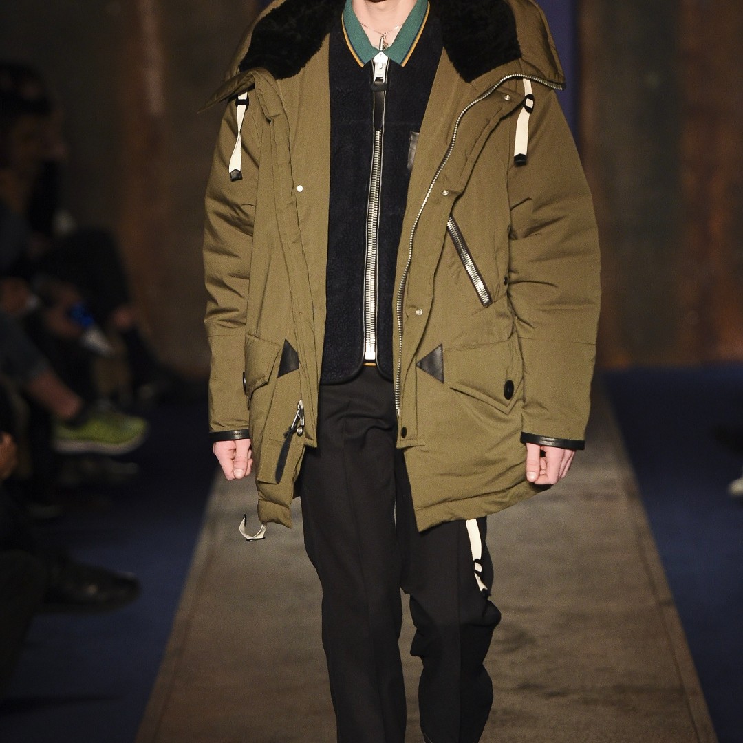 新款潮保暖连帽插肩袖情侣休闲羽绒服外套