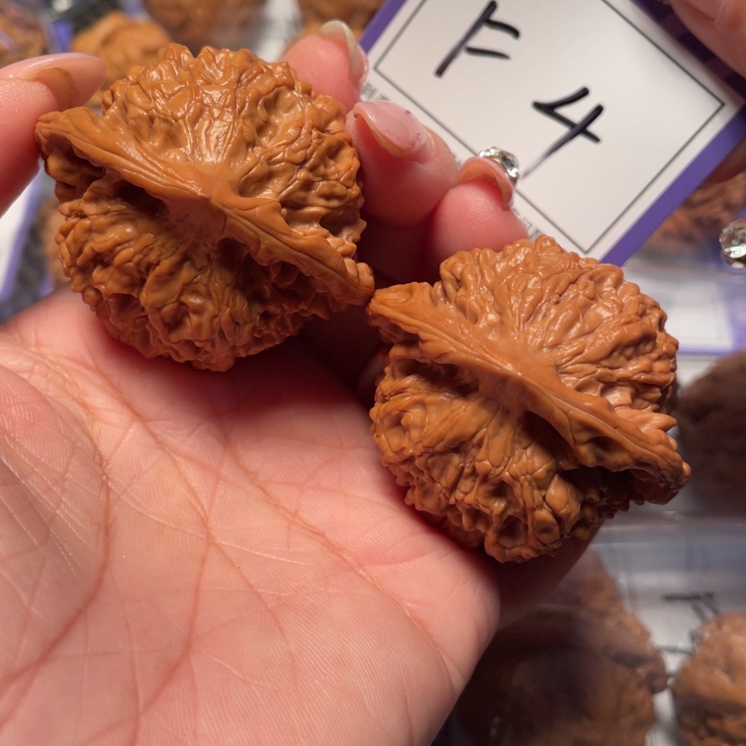 文玩核桃把件4号官帽47