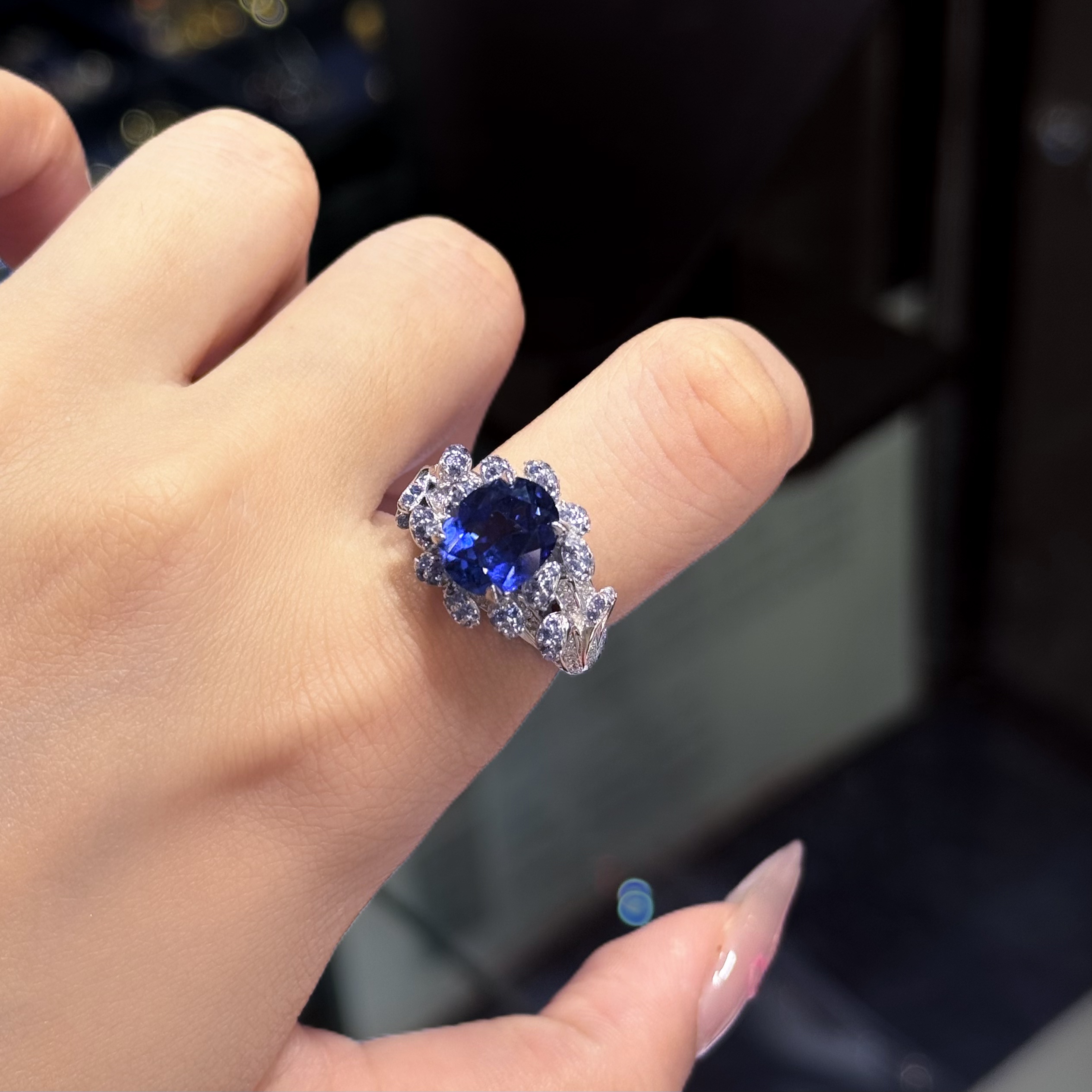 培育蓝宝石R4742【海浪】镶嵌蛋形皇家蓝色精致时尚气质戒指4-12#