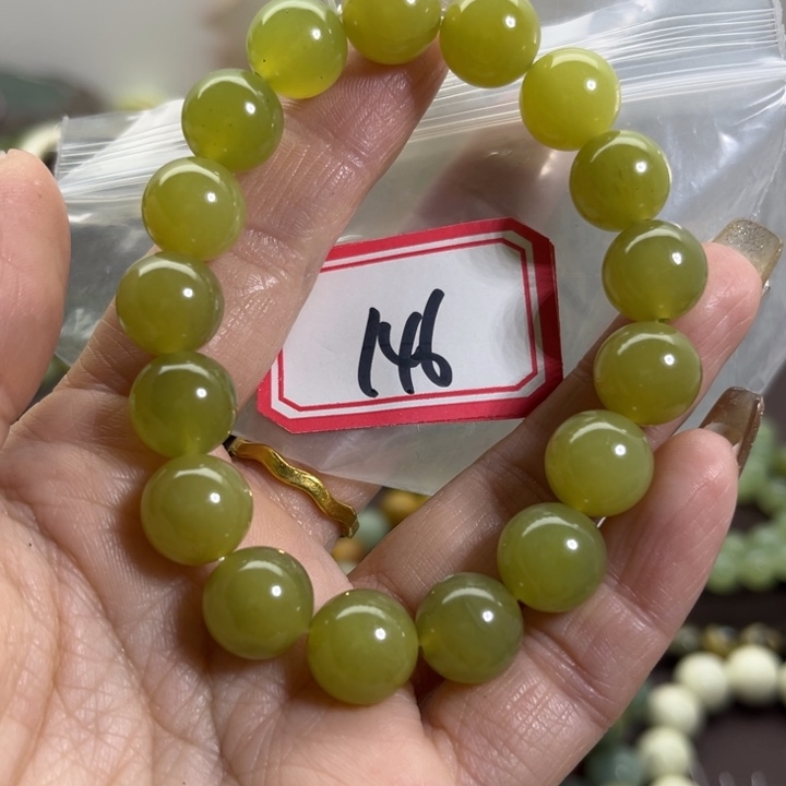 蛇纹石玉未镶嵌手链