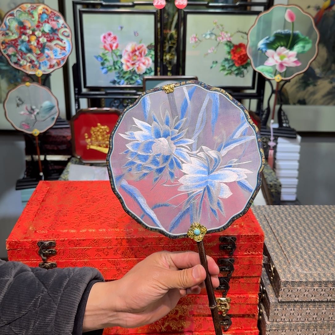 刺绣刺绣工艺精湛