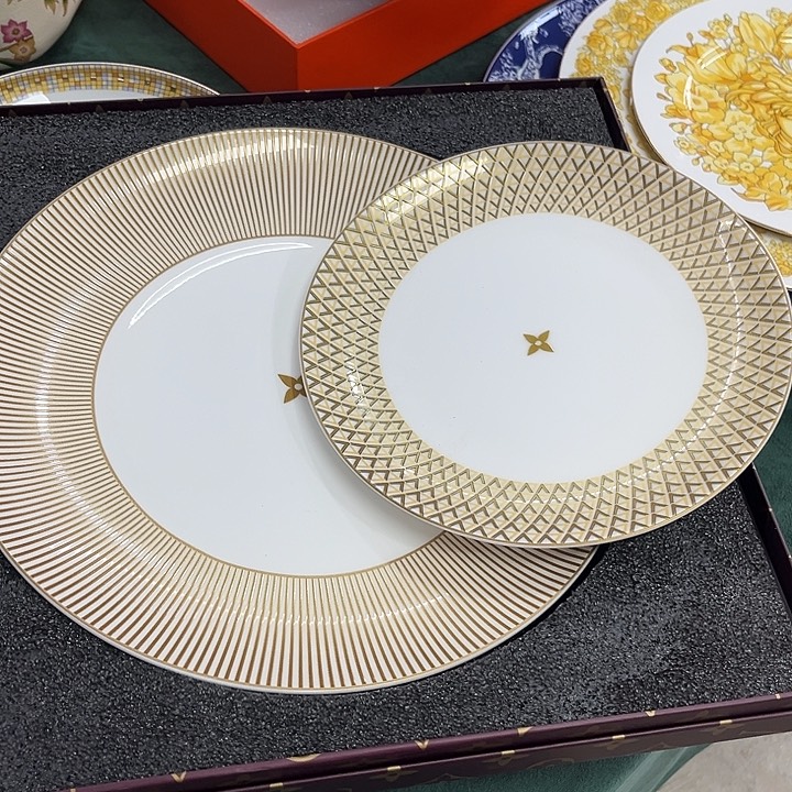 瓷片书斋的主人是一位