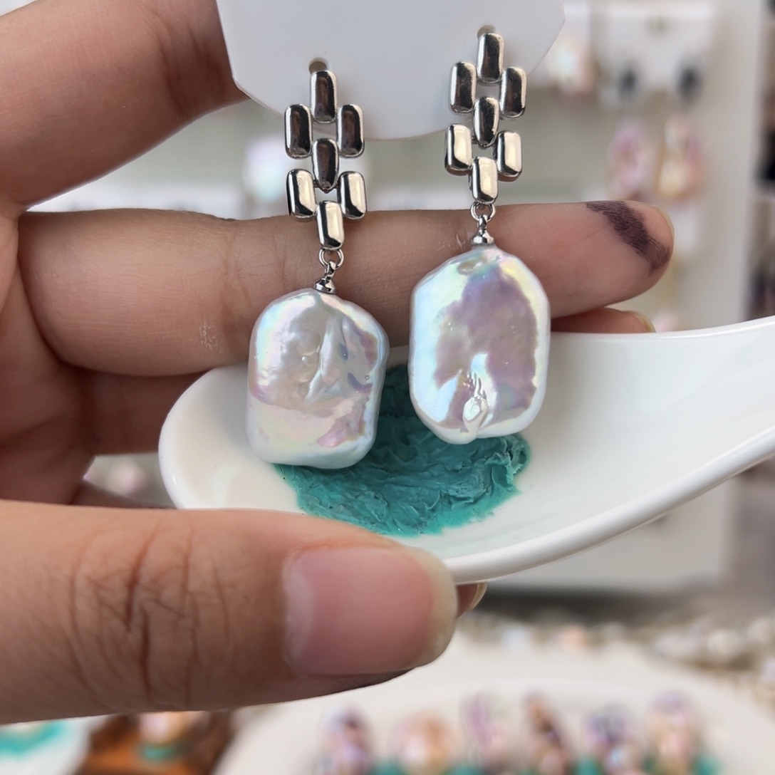 淡水珍珠耳饰未镶嵌