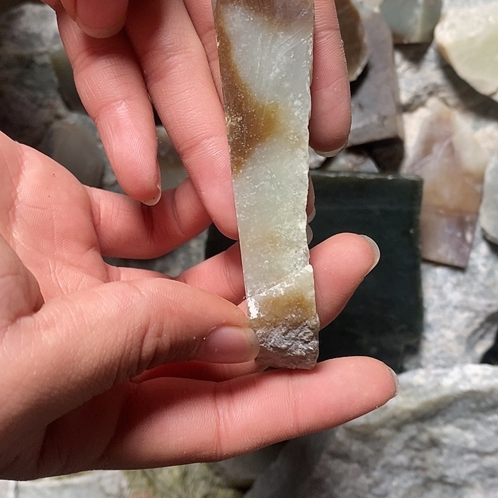 和田玉（糖玉）未镶嵌珠宝半成品