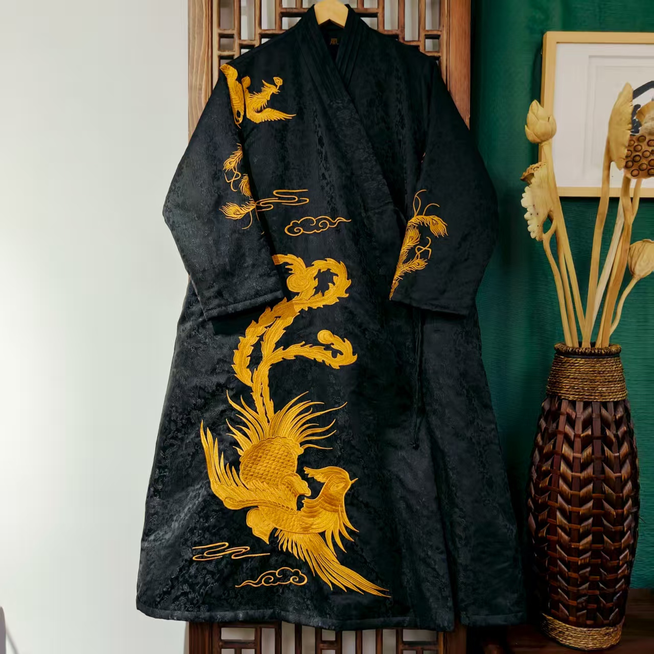 棉（LS441-9）凤徕兮私人定制黑色提花底黄凤刺绣斜襟系带棉服（棉）