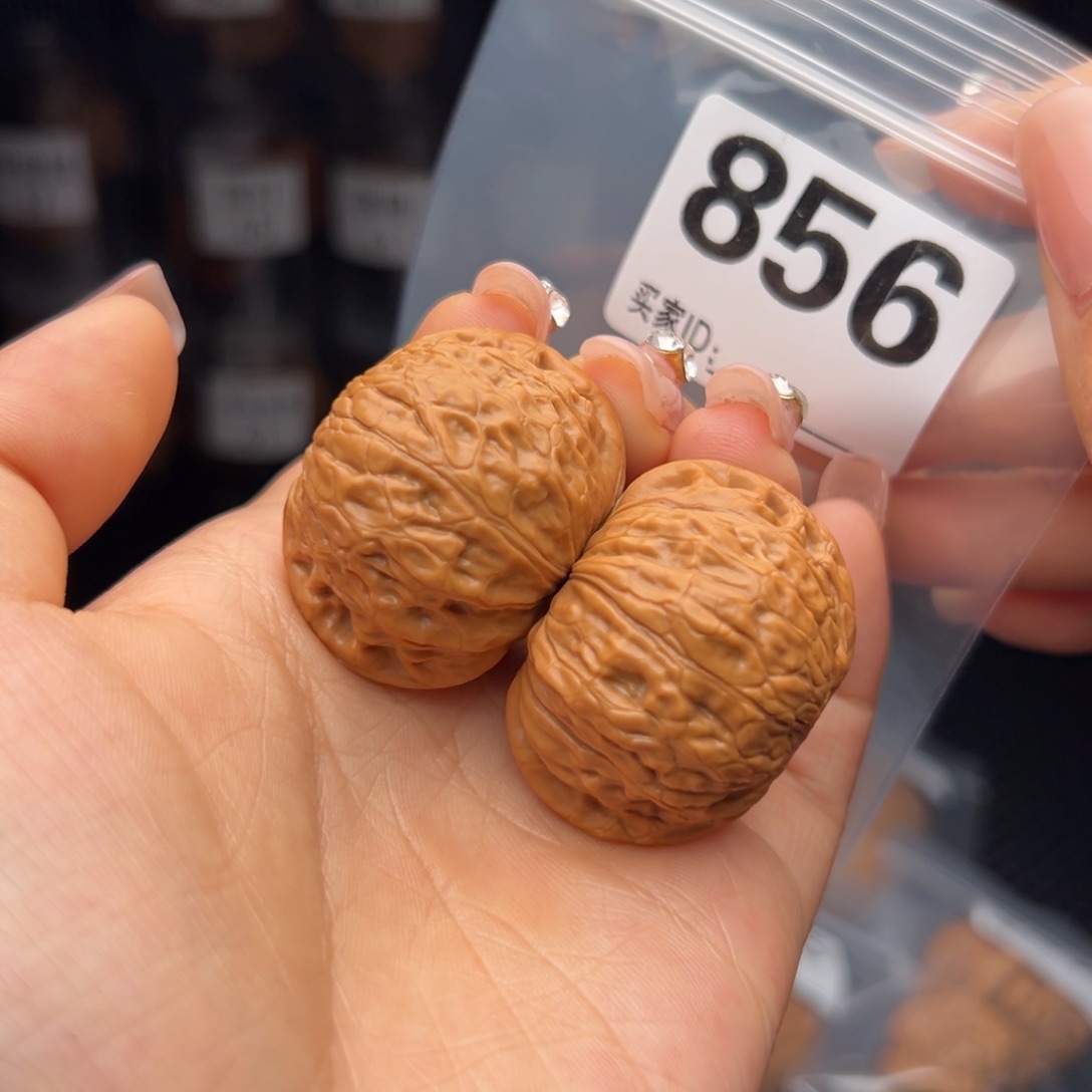 文玩核桃吊坠铁锤38+