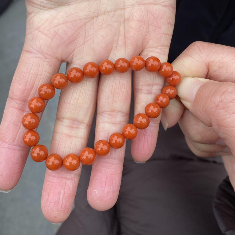 南红玛瑙卡8满色满肉24颗珠单圈手链