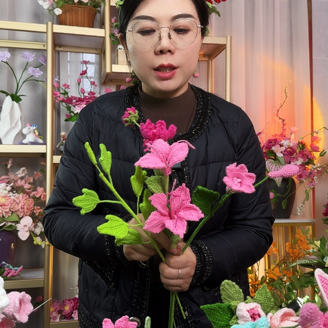 手工钩织设计花束