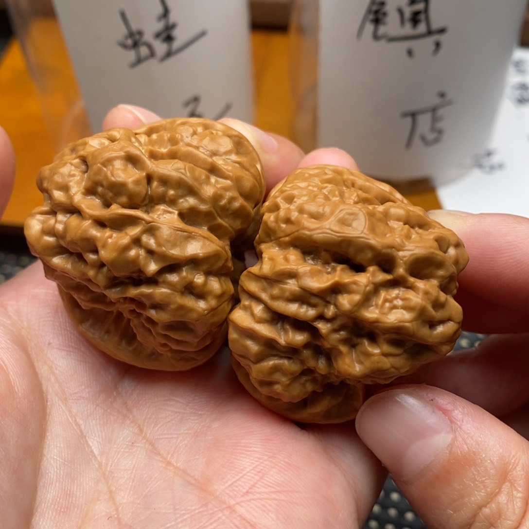 文玩核桃吊坠李*林边41左右