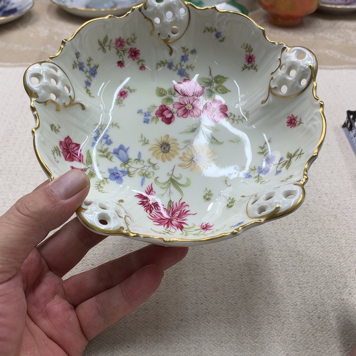 瓷片这点小事也不容易