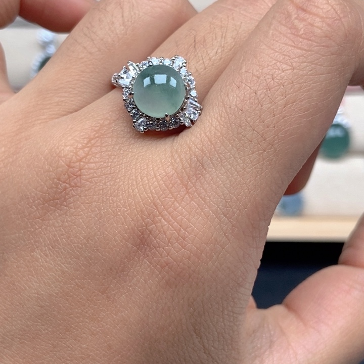 翡翠未镶嵌戒指戒指