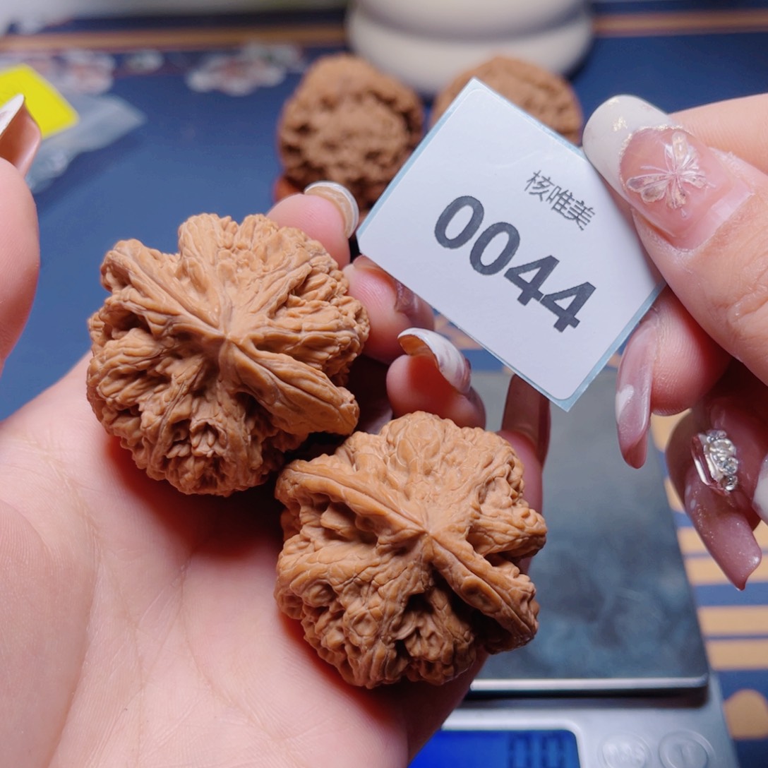 文玩核桃把件粗筋45