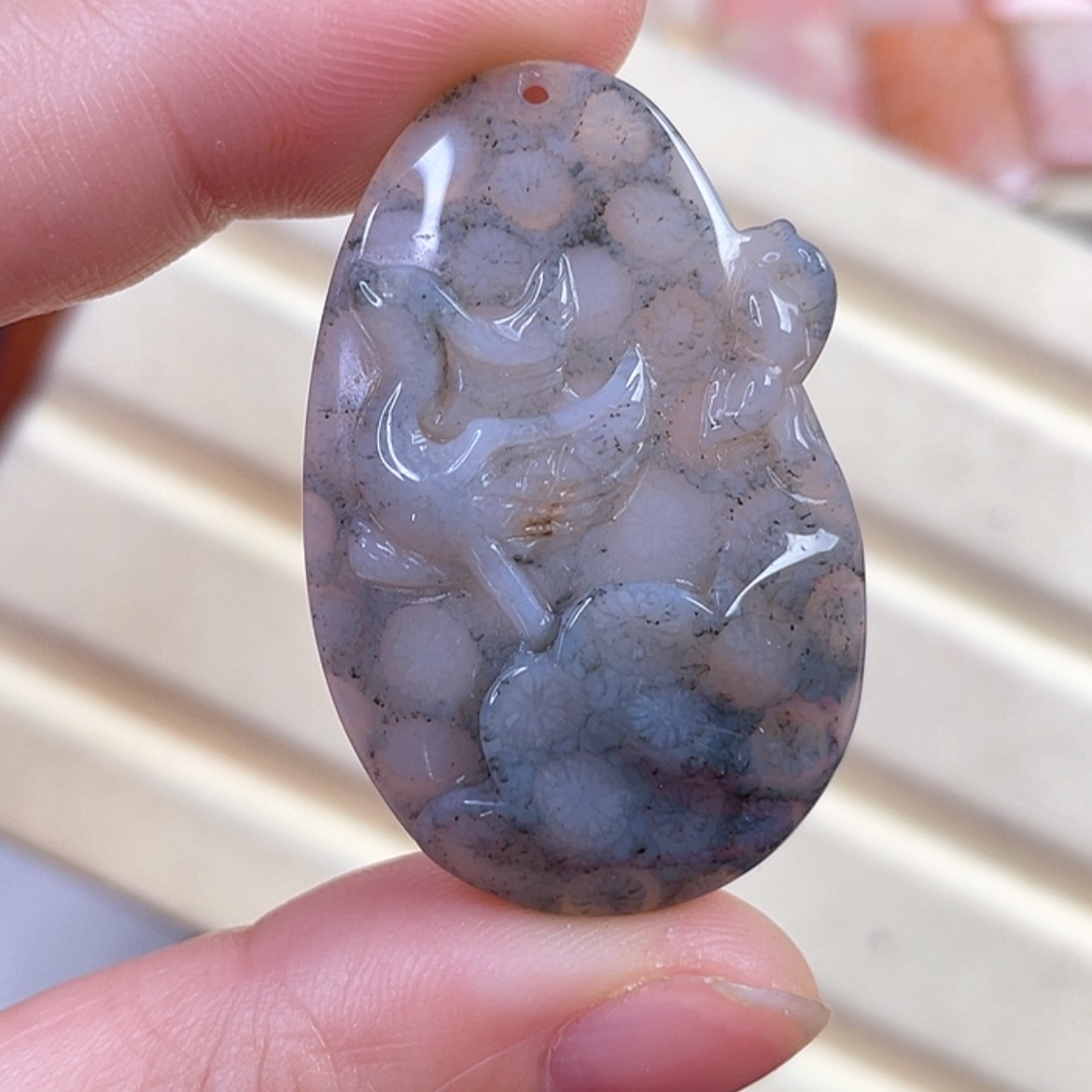 【闪购商品】硅化玉吊坠(赠链)未镶嵌
