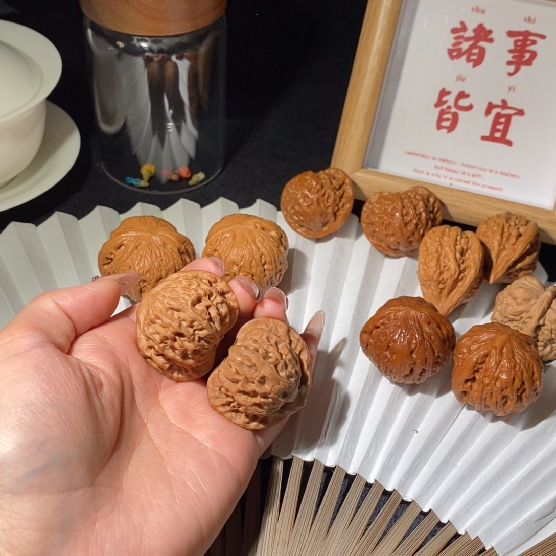 文玩核桃吊坠宫灯39