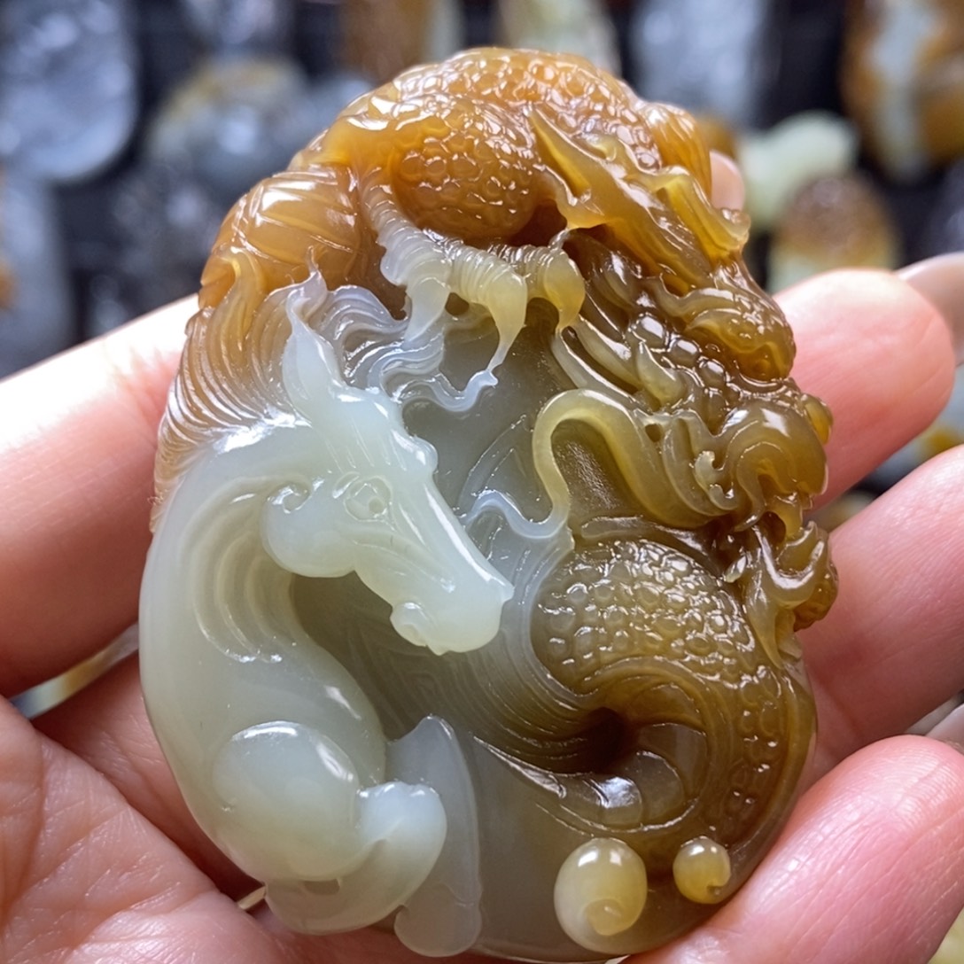 未镶嵌和田玉把件