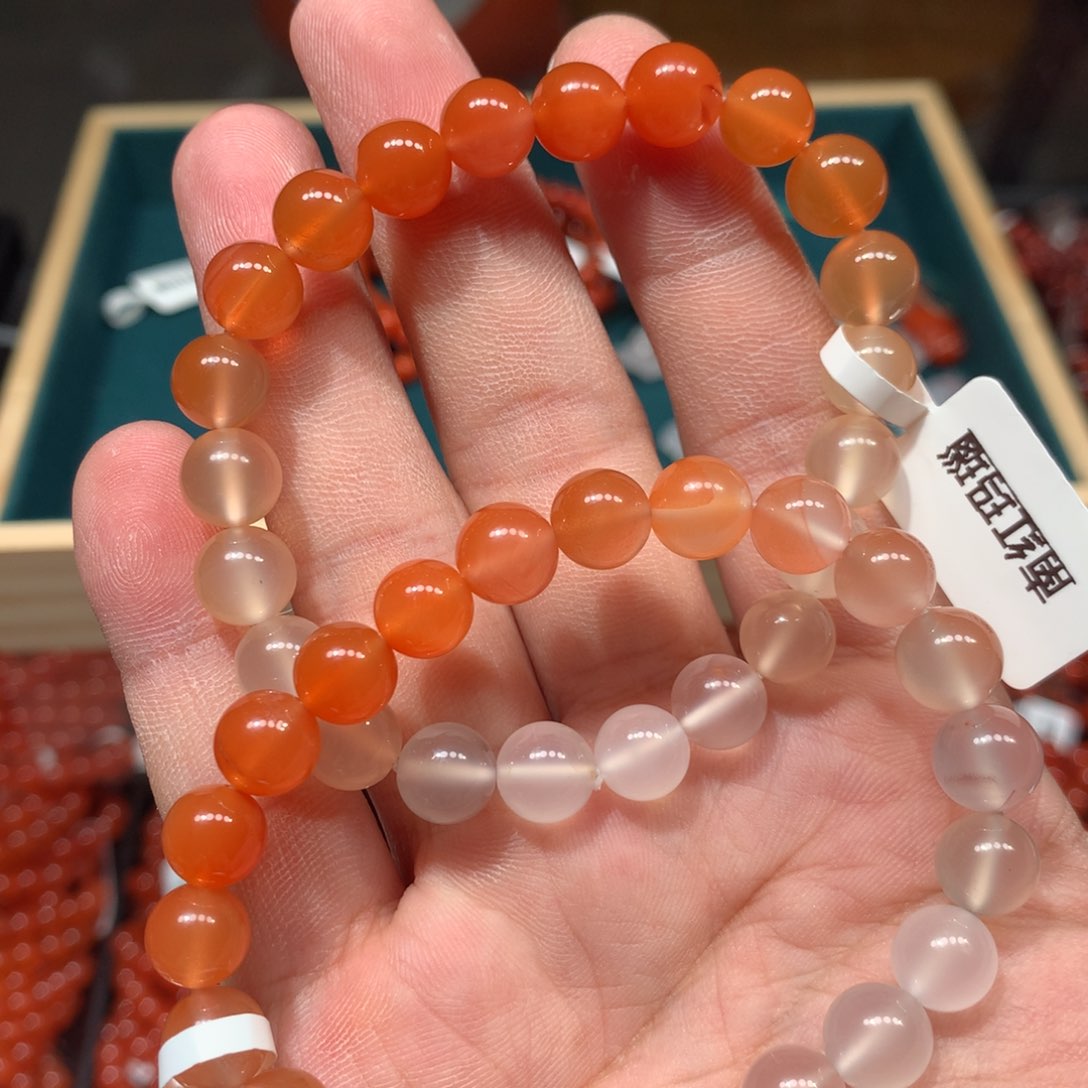 南红玛瑙手链，发货一个未镶嵌