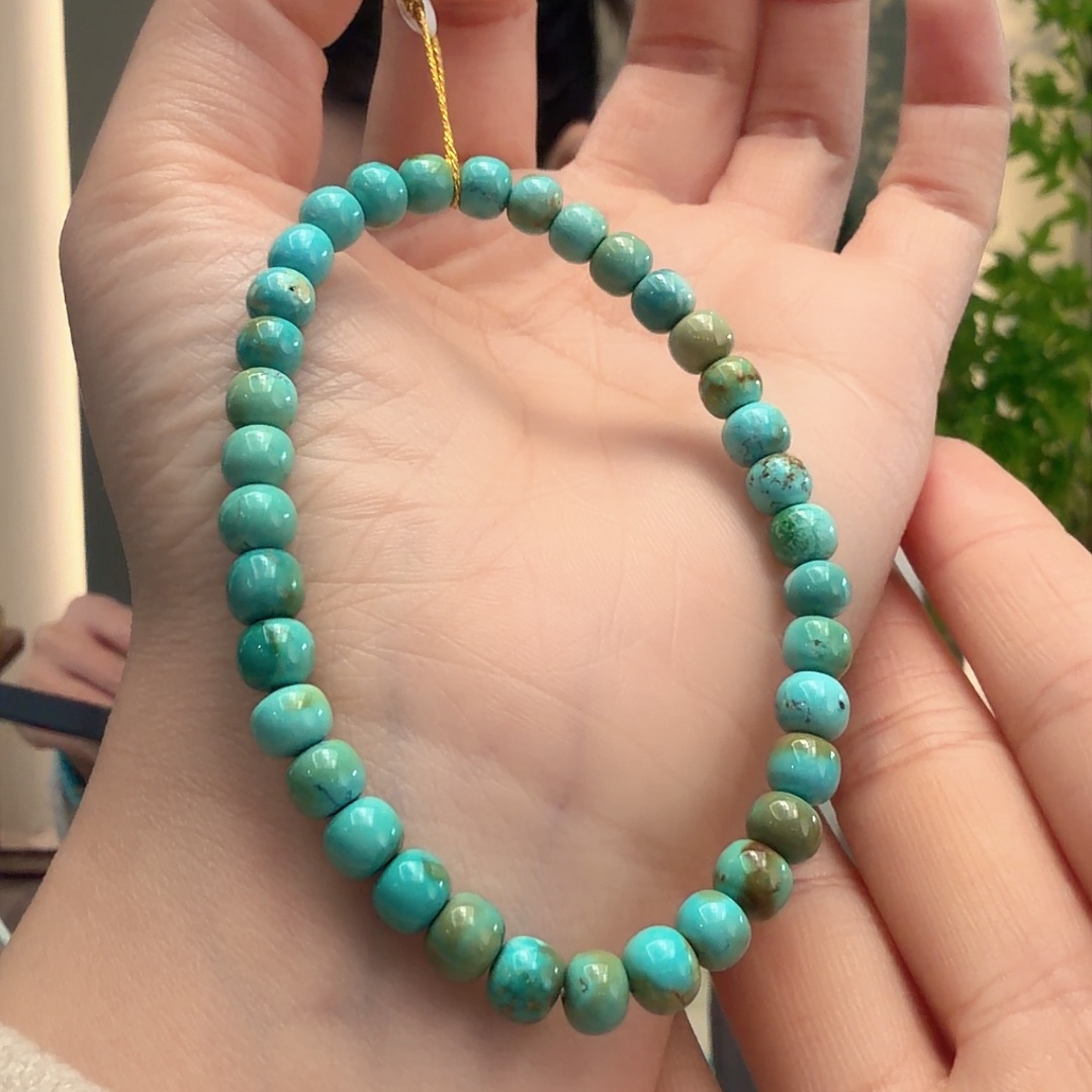 绿松石未镶嵌颈饰