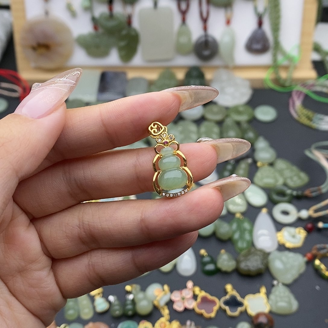 和田玉吊坠(不含链)银S925镶嵌