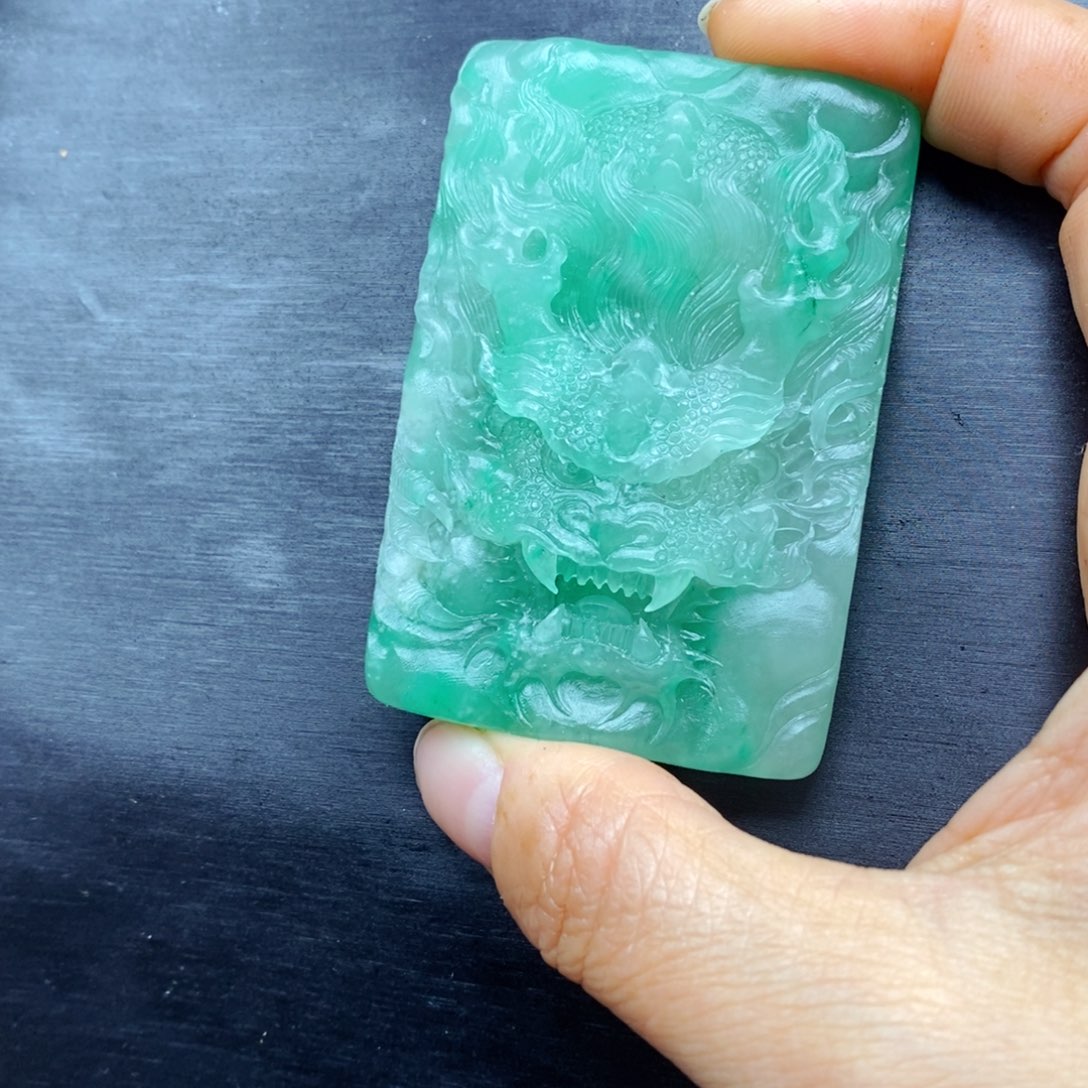 石英质玉颈饰未镶嵌