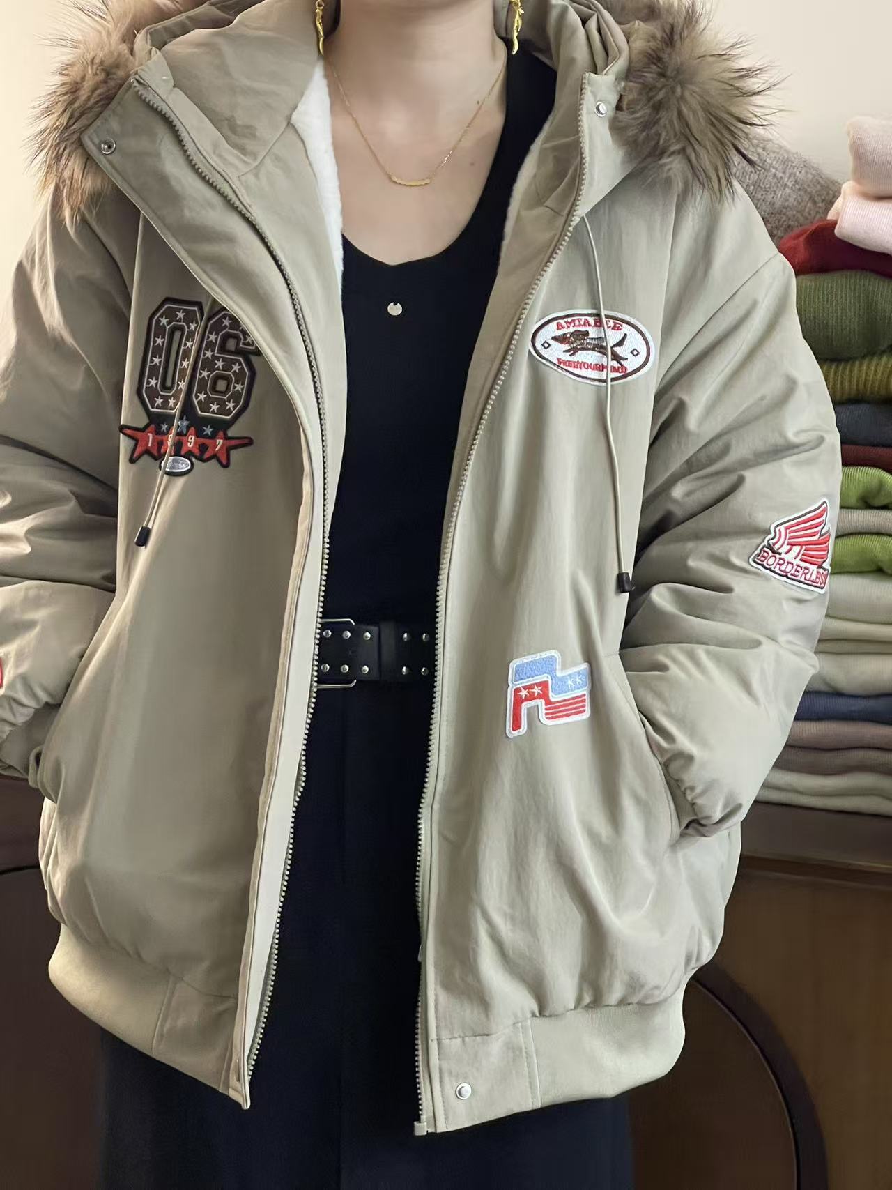 菲林家冬季上新刺绣连帽中长款派克服