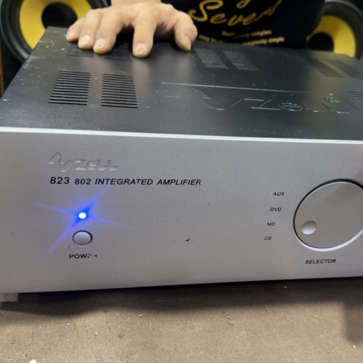 8新  zell 823 功放机