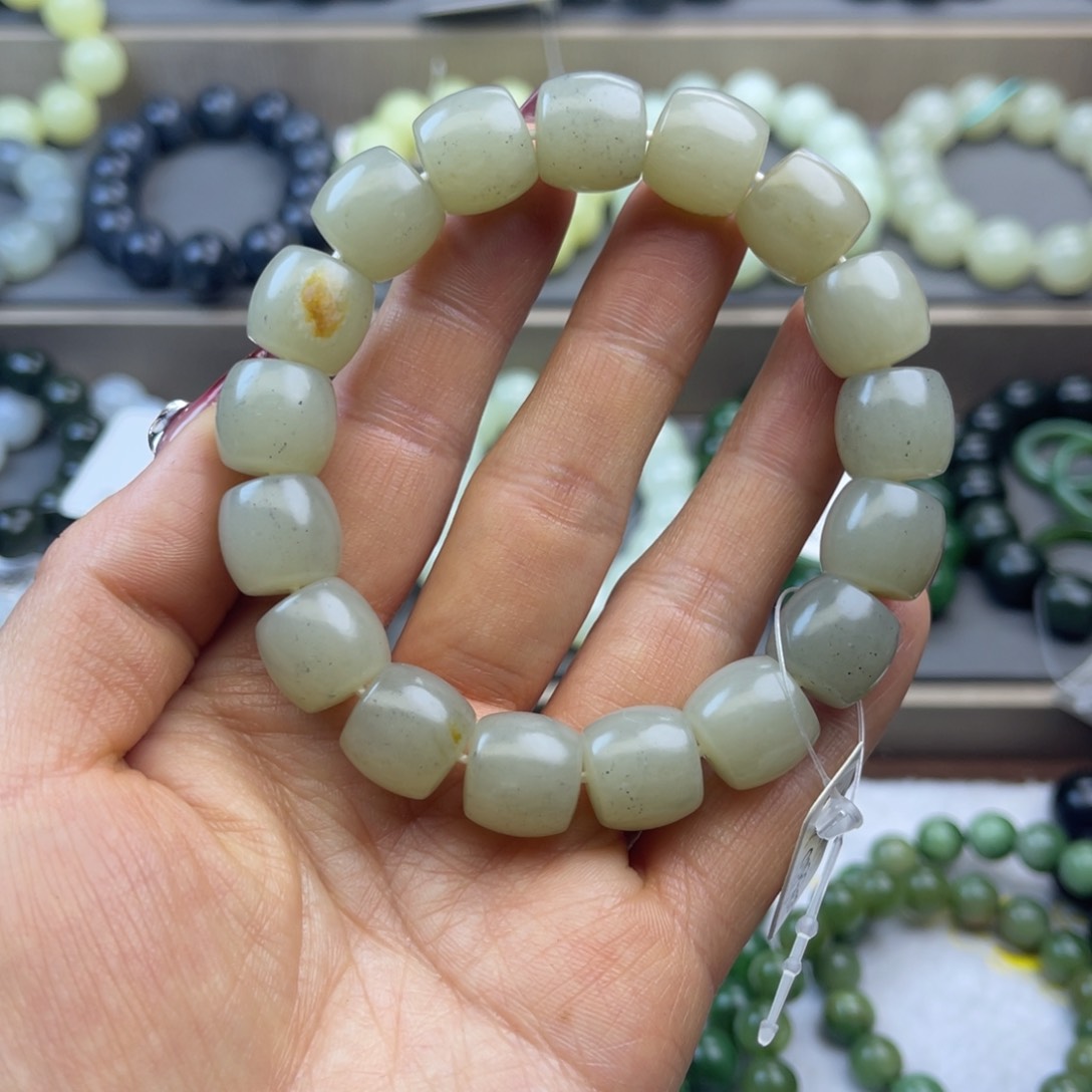 和田玉手链未镶嵌