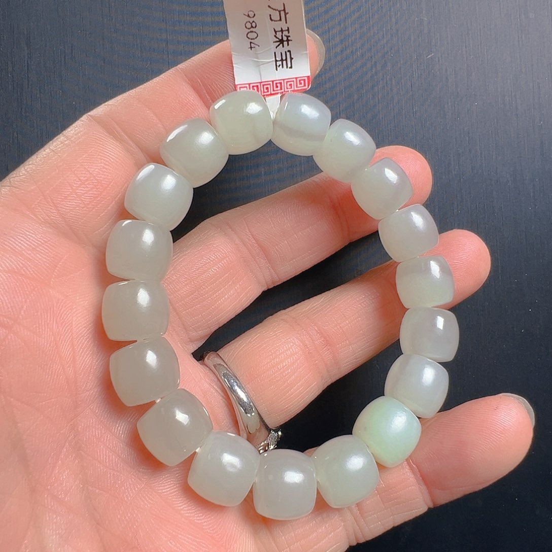 未镶嵌手链和田玉卡12