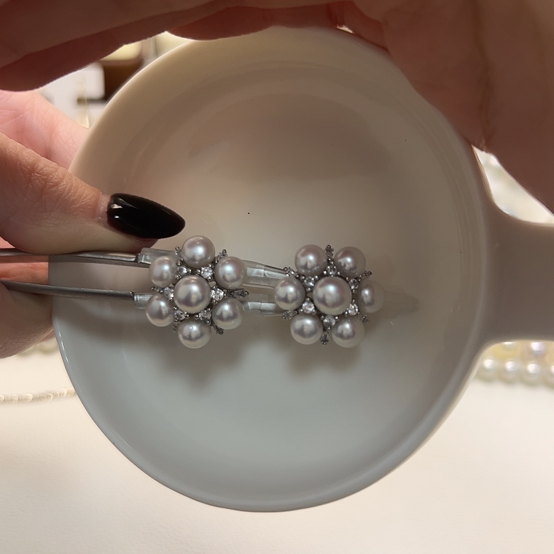 淡水珍珠银S925镶嵌耳饰雪花