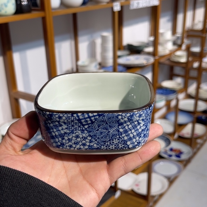 满28元包邮发货。默认微瑕 不退不换紫砂102