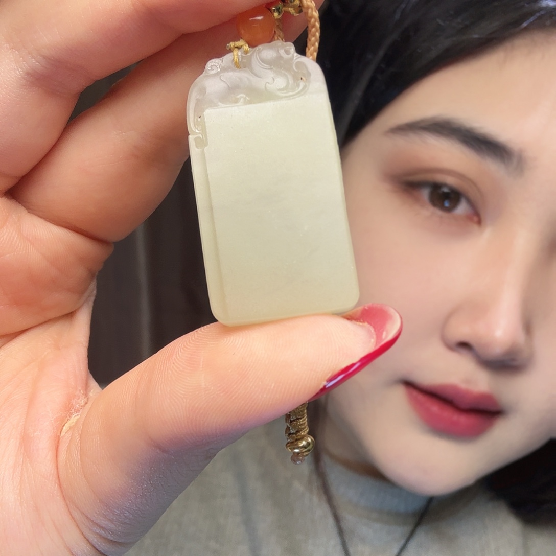 和田玉（糖玉）未镶嵌颈饰