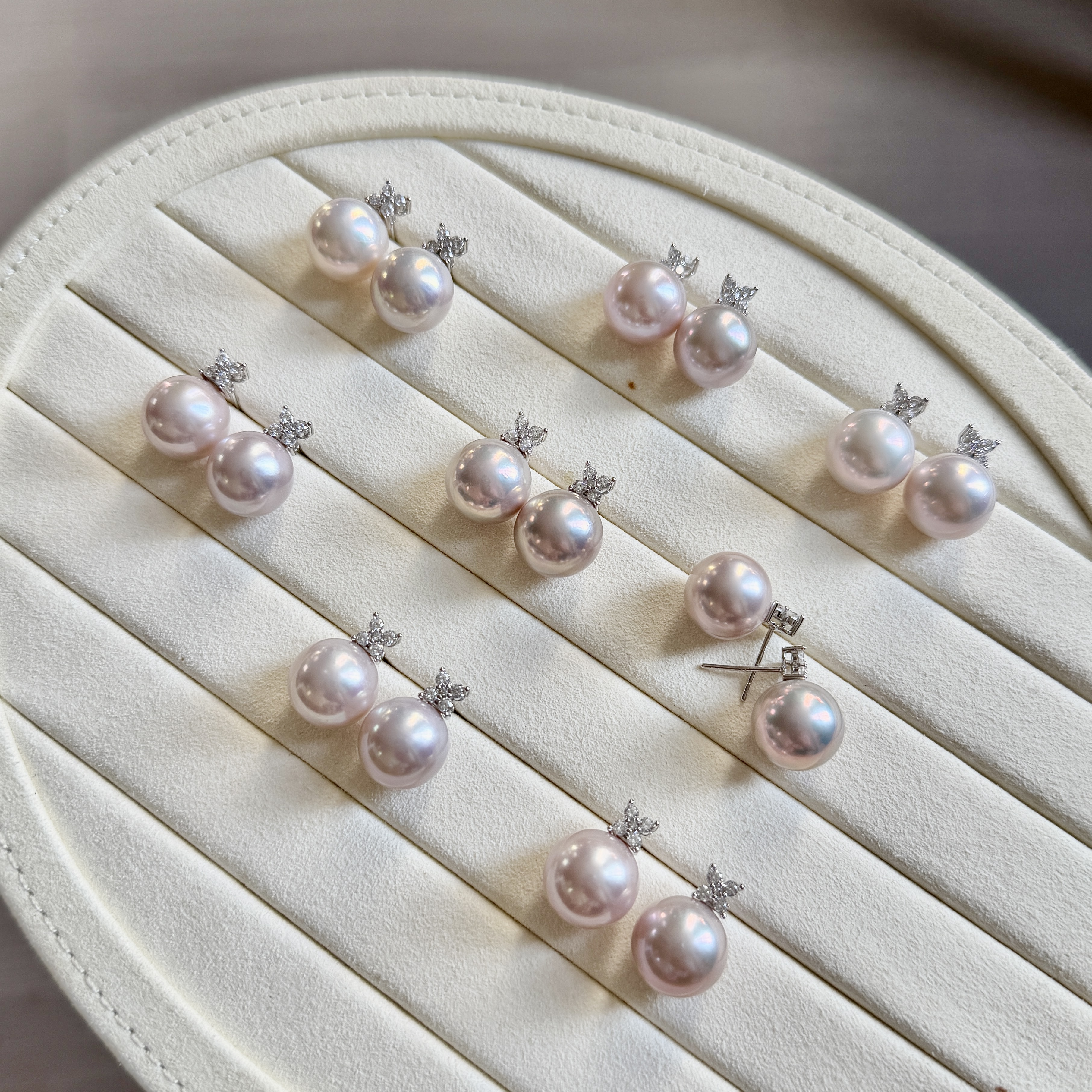 E218【真珠佳人】S925银曼塔玫瑰珍珠耳钉12-13mm（多样性发1）