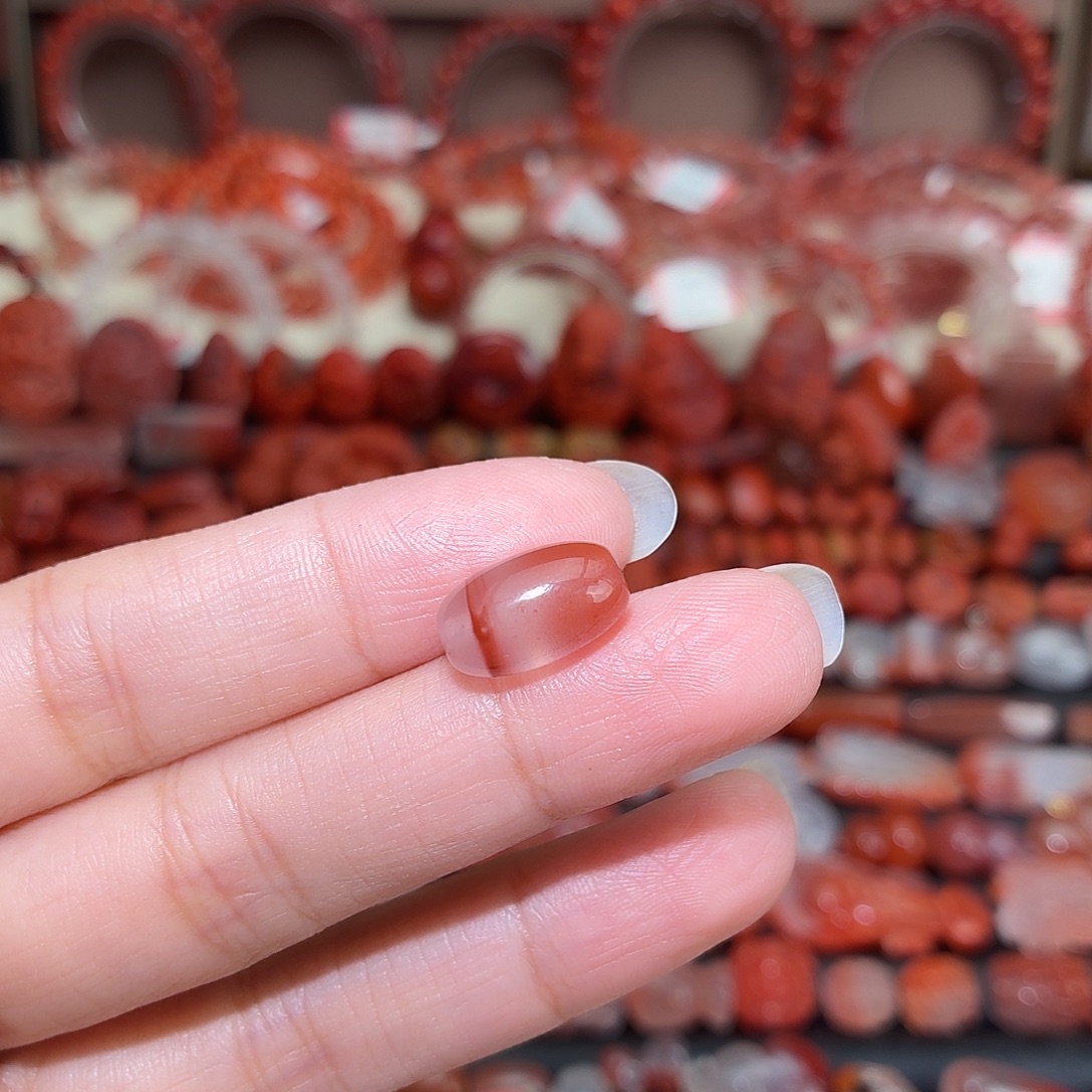 南红玛瑙未镶嵌颈饰枣珠14*8+