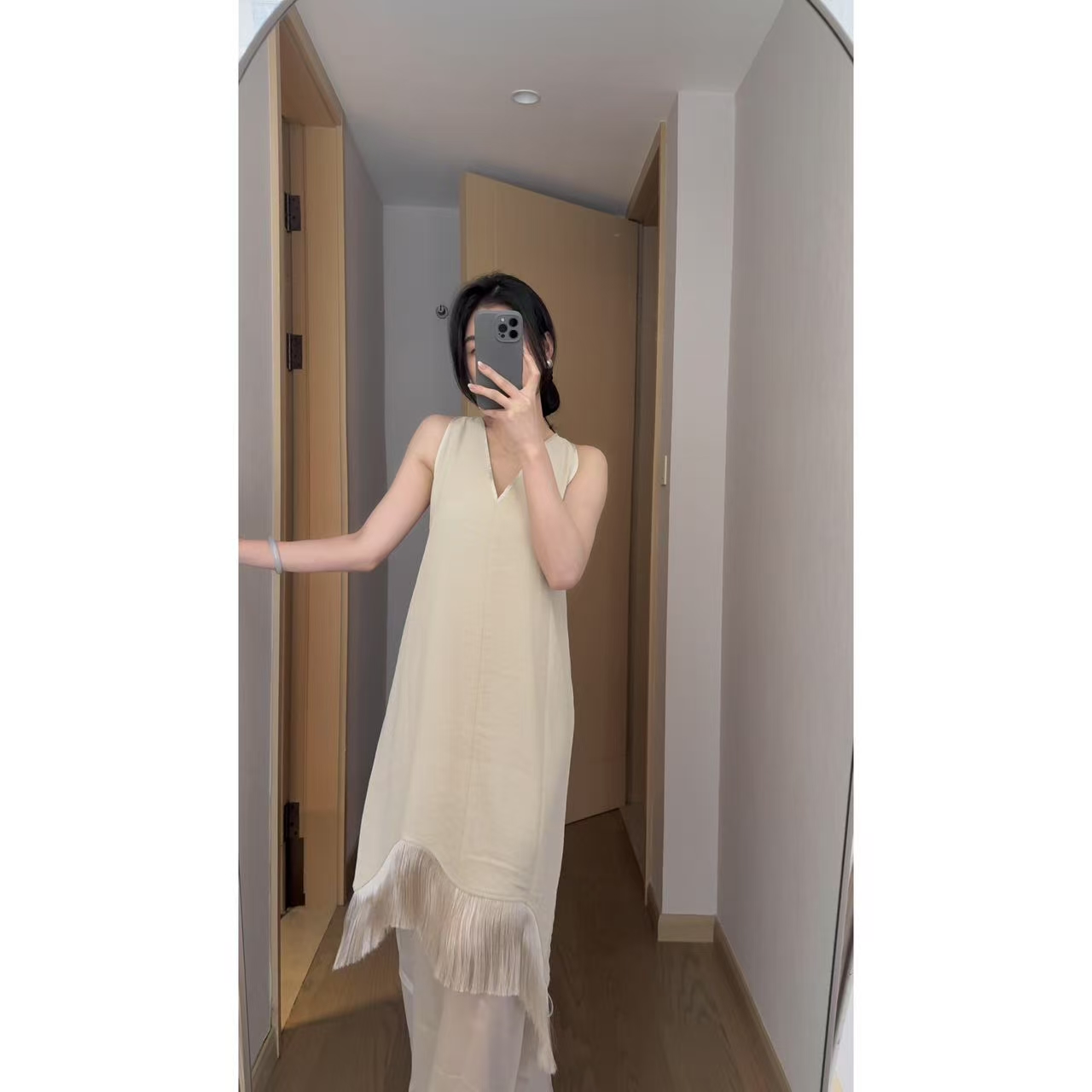 【缪斯】清冷松弛感双层手工流苏欧根纱无袖连衣裙