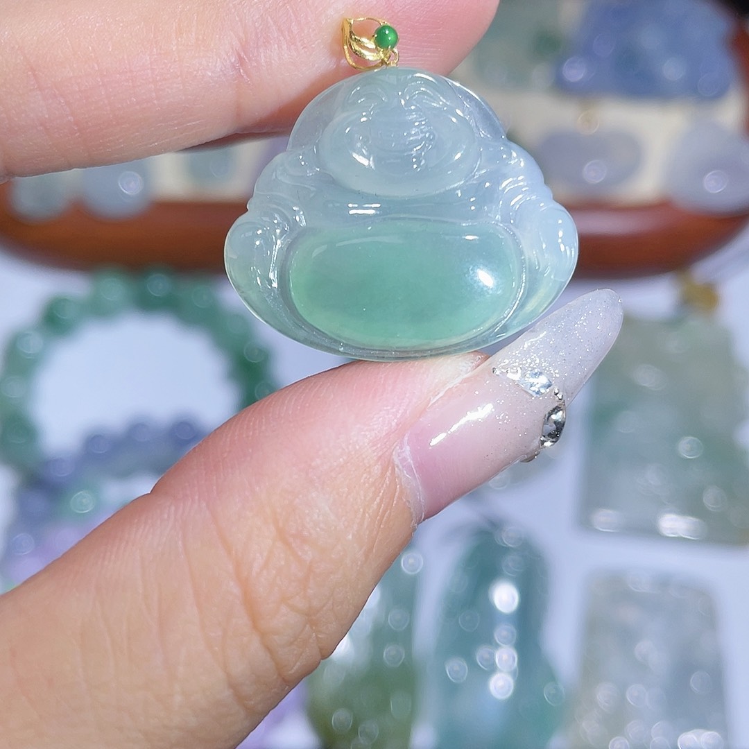 翡翠颈饰18K金镶嵌佛公