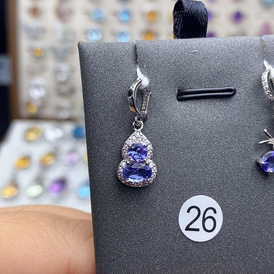 吊坠(不含链)银S925镶嵌坦桑石不含证书