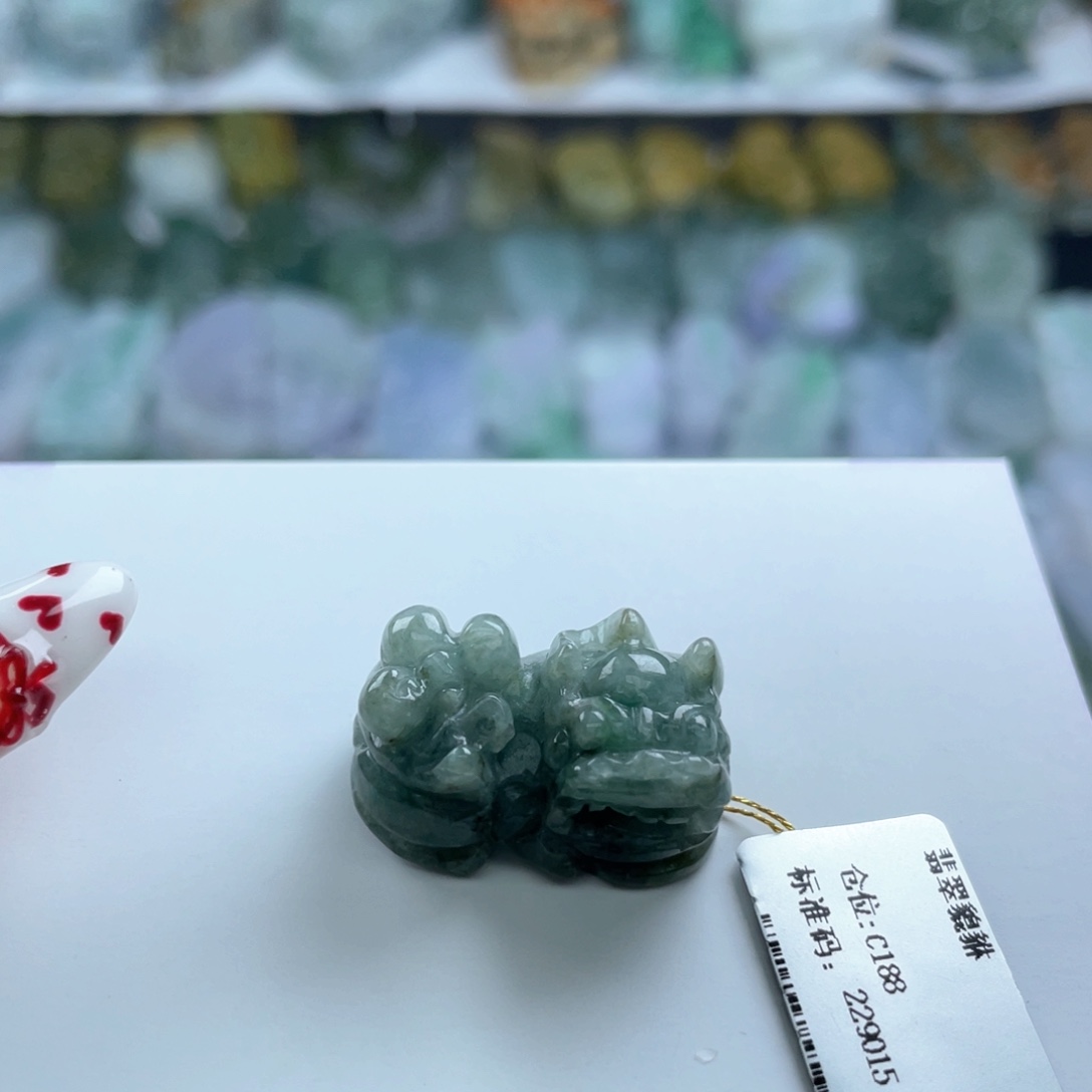 颈饰未镶嵌翡翠貔貅62