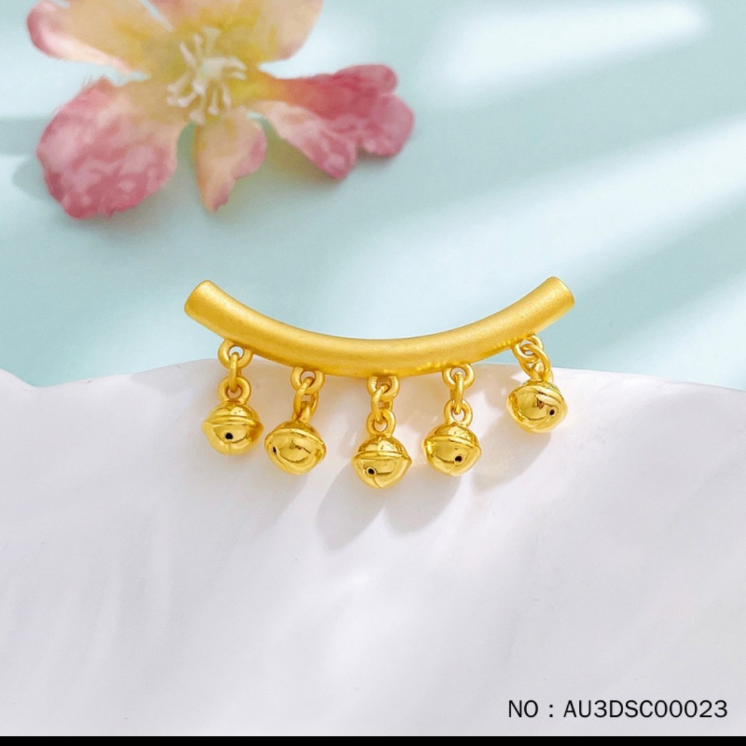 点哥黄金珠宝甄选足金3D硬金弯管铃铛手串