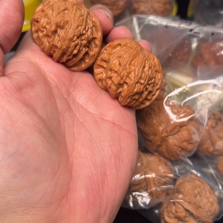 核桃42歪磨，全品，已打底