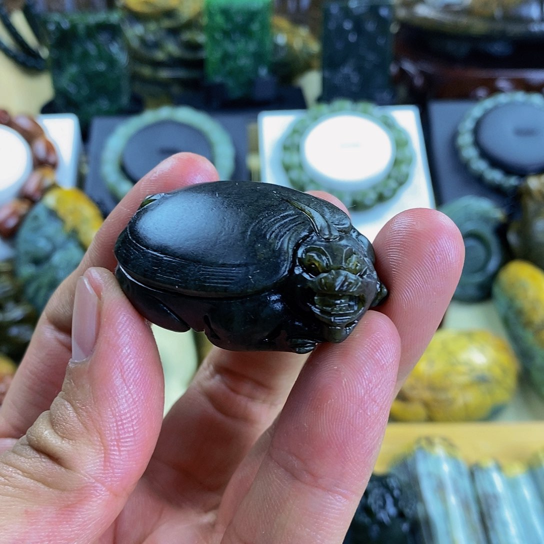 岫岩河磨玉（透闪石质玉）手把未镶嵌