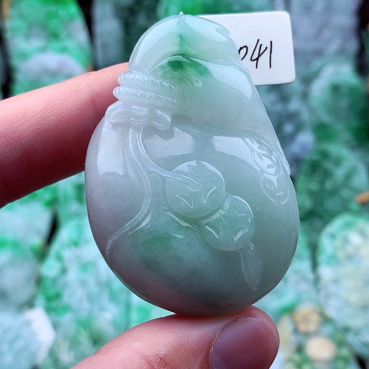 翡翠吊坠(不含链)未镶嵌