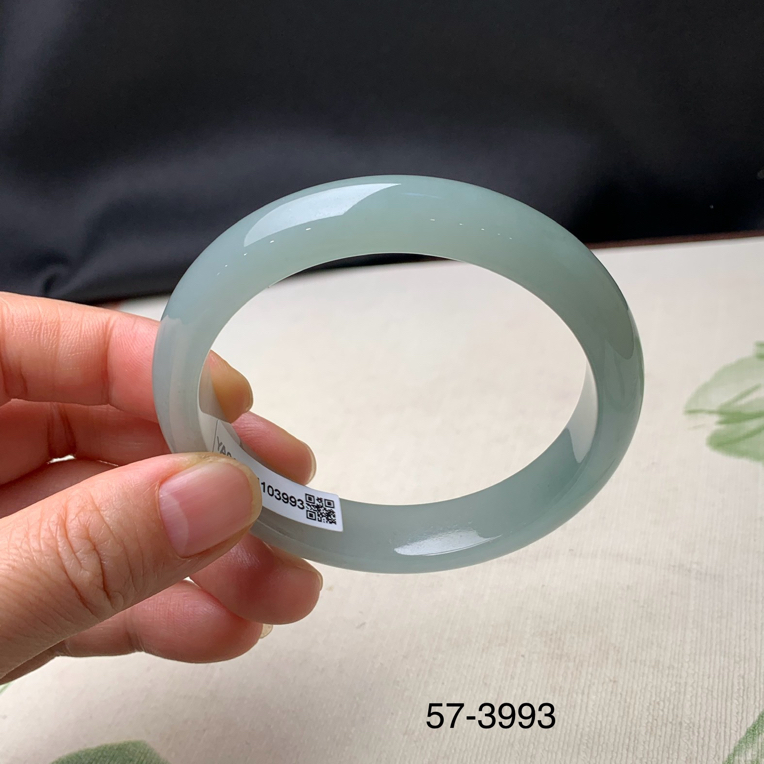 57圈口底色正圈天然缅甸翡翠手镯#货号3993