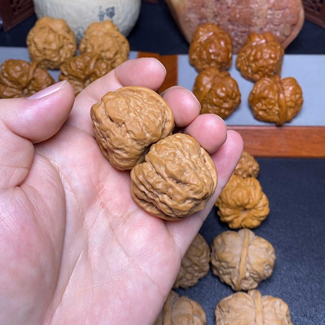 斷***續文玩核桃把件36.5蛙