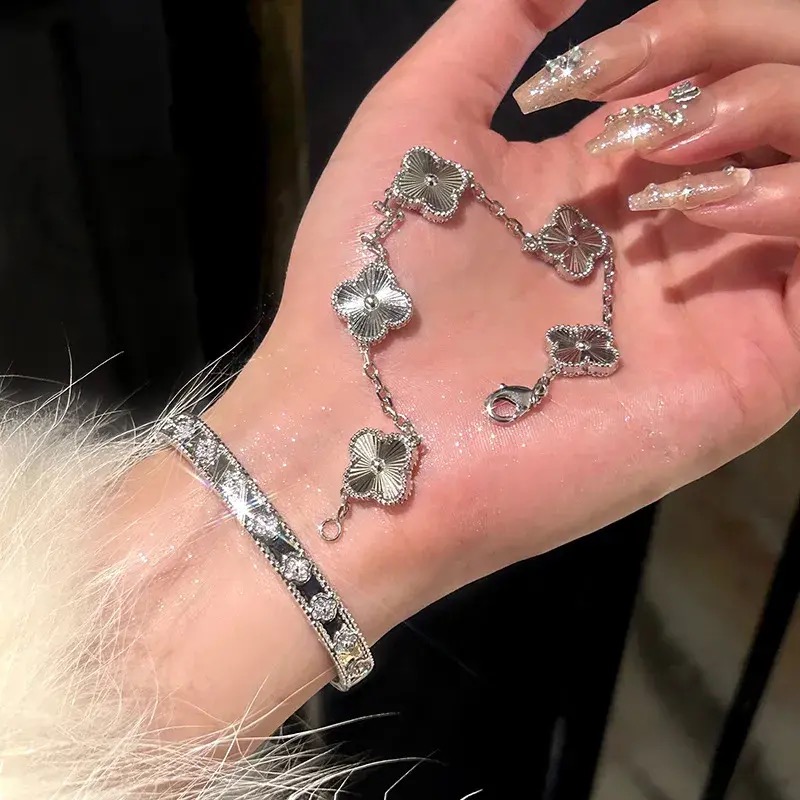 足银手链 【手链盘缠】足银999.9 清库存带证书礼盒包装