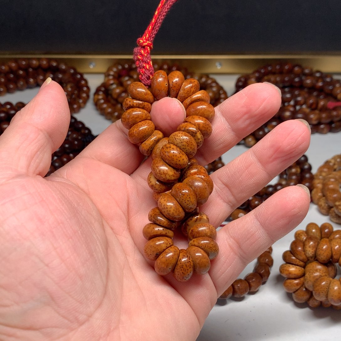 吊坠星月菩提陈化料13尺寸蒜瓣大肠手持