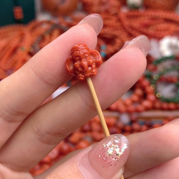 南红玛瑙颈饰未镶嵌